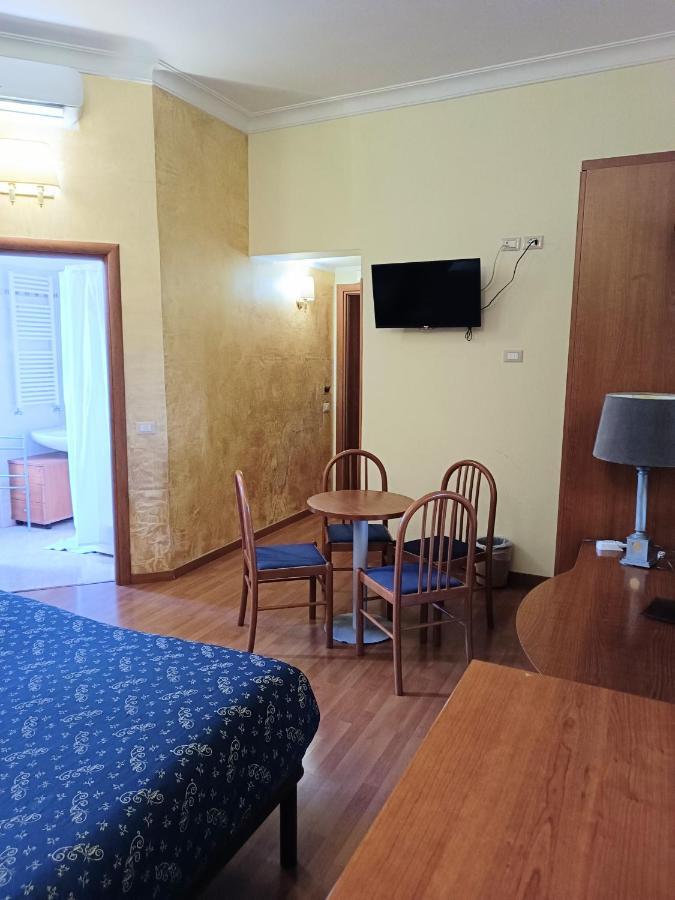 Opera Italian Guest house